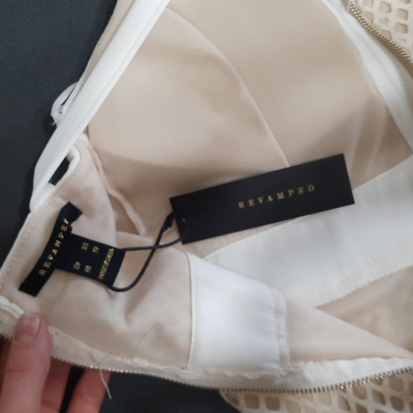 Dress - Picture 3 of 3